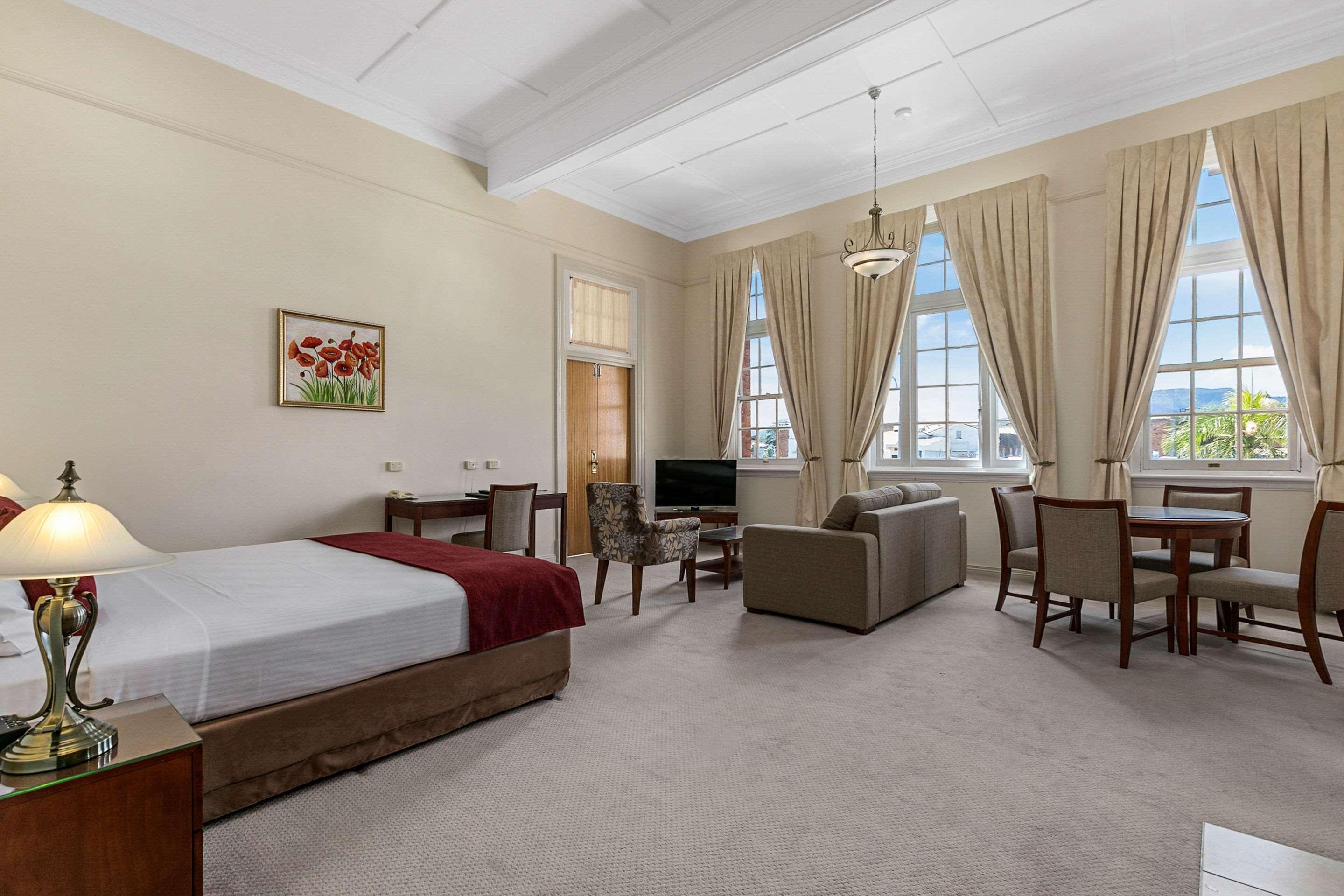 Quality Hotel Regent Рокгемптон Экстерьер фото