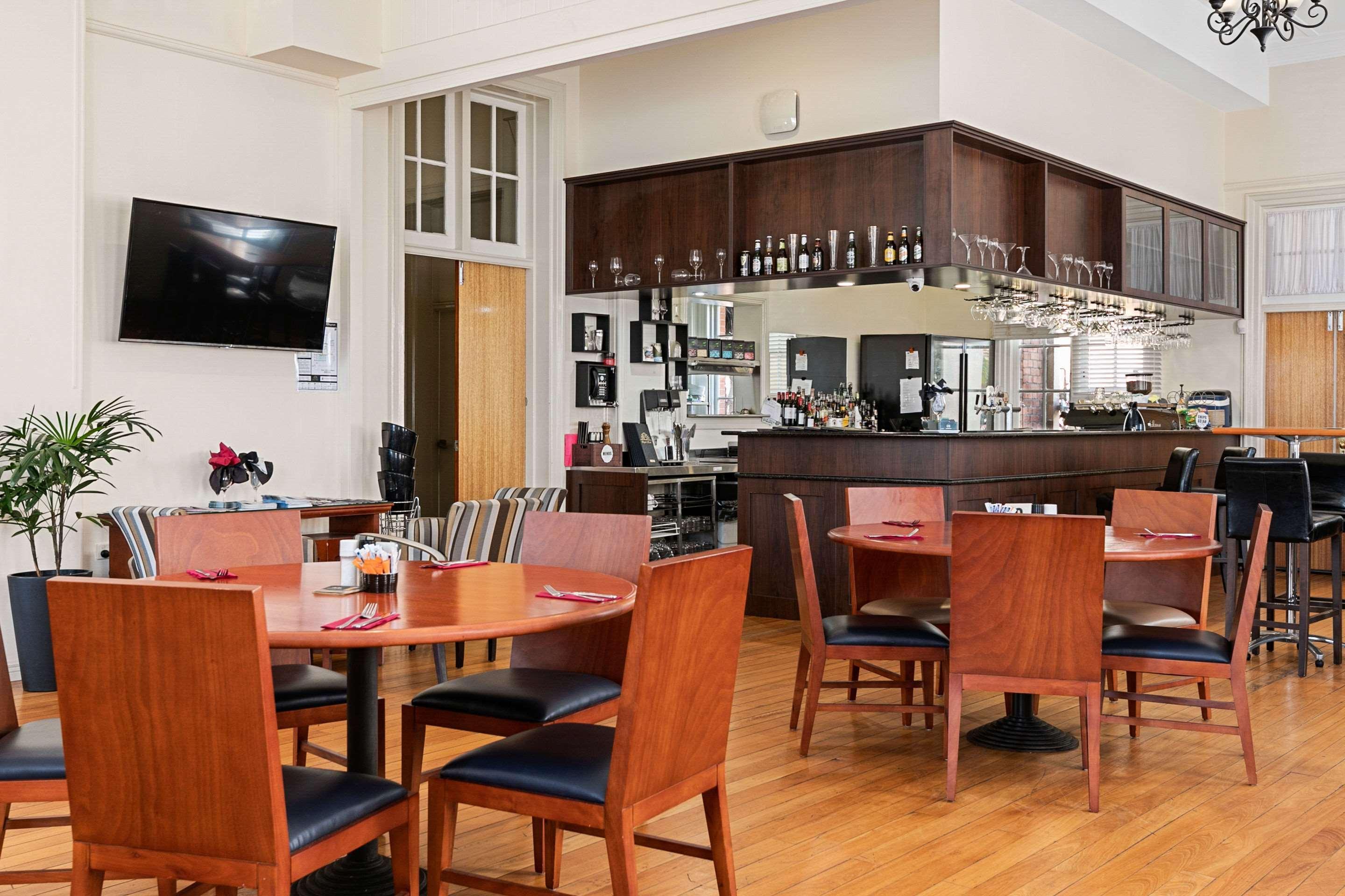 Quality Hotel Regent Рокгемптон Экстерьер фото